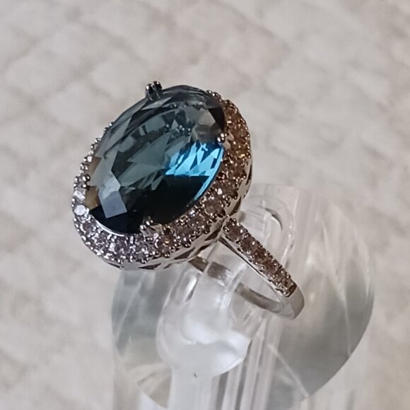 Silver London Blue Topaz and CZ Fashion Halo Ring Size 8.75 NWOT - Picture 6 of 15